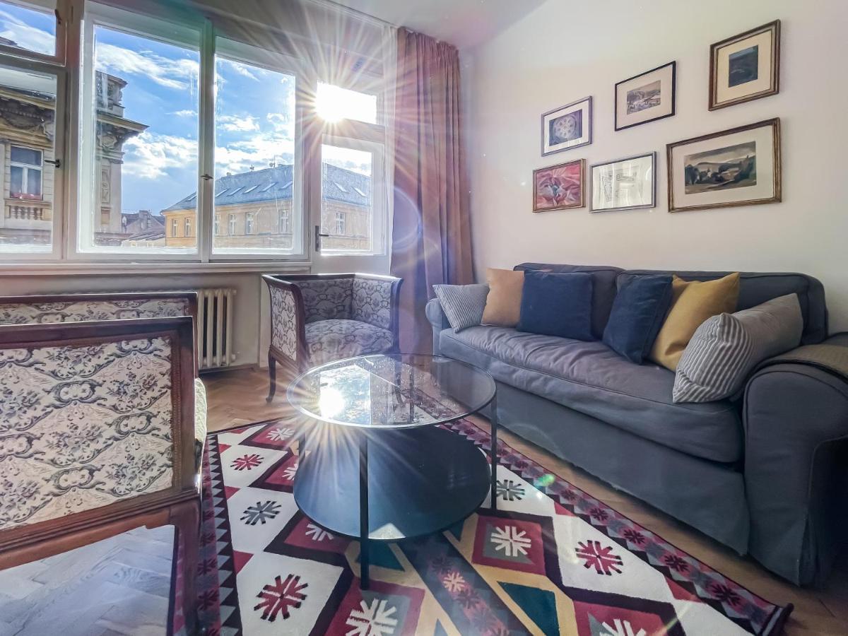 Turnkey I Vintage Terrace Apartment Prag Exterior foto