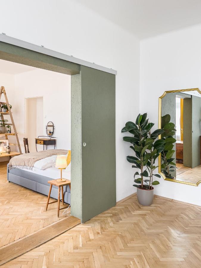 Turnkey I Vintage Terrace Apartment Prag Exterior foto